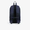 Lacosteのバックパックでアクティブに