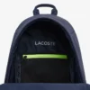 Lacosteのバックパックでアクティブに