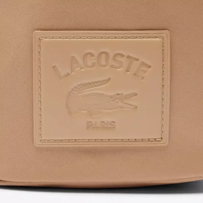 Lacoste クラシック バーティカル サッチェル Lacoste クラシック バーティカル サッチェル