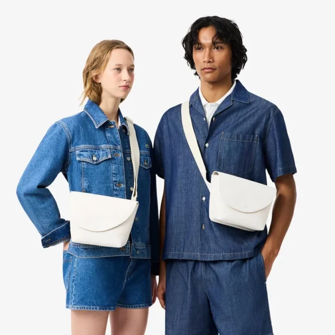 スモール クラブ Lacoste メッセンジャーバッグ スモール クラブ Lacoste メッセンジャーバッグ
