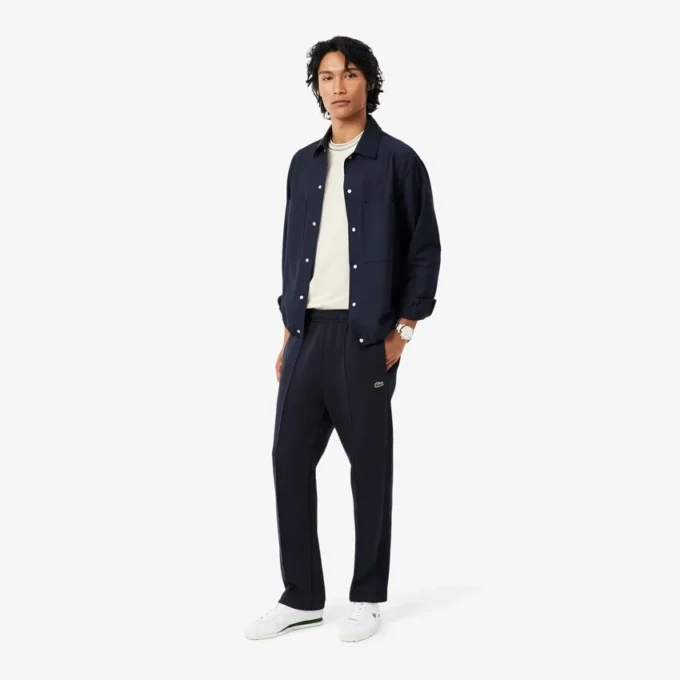 「Made in France」バッジをあしらったTシャツ 「Made in France」バッジをあしらったTシャツ
