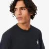「Made in France」バッジをあしらったTシャツ 「Made in France」バッジをあしらったTシャツ