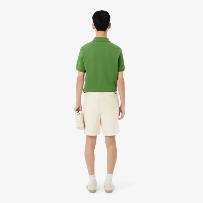 レギュラーフィットのリネン混紡ツイルショートパンツ レギュラーフィットのリネン混紡ツイルショートパンツ