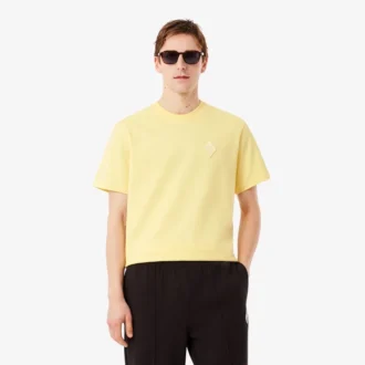 クラシックフィット 大型バッジアクセントTシャツ