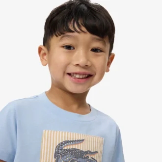 バッジアクセントコットンTシャツ