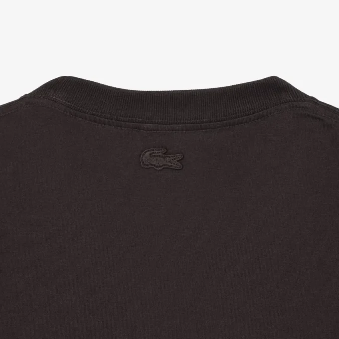 クラシックフィット 大型バッジアクセントTシャツ クラシックフィット 大型バッジアクセントTシャツ