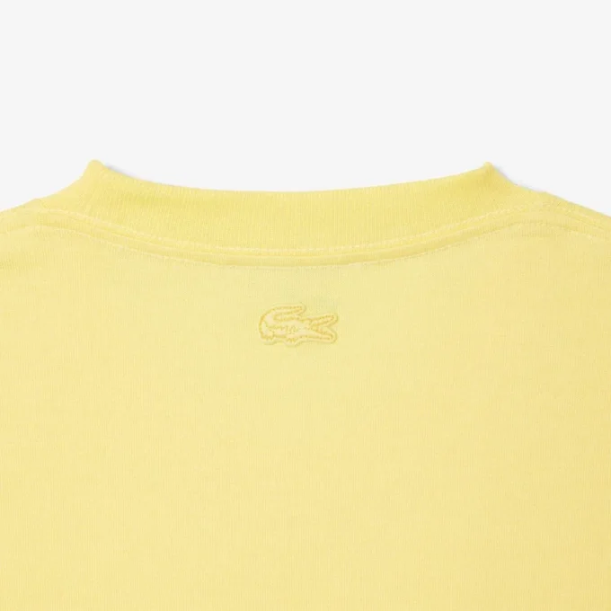 クラシックフィット 大型バッジアクセントTシャツ クラシックフィット 大型バッジアクセントTシャツ